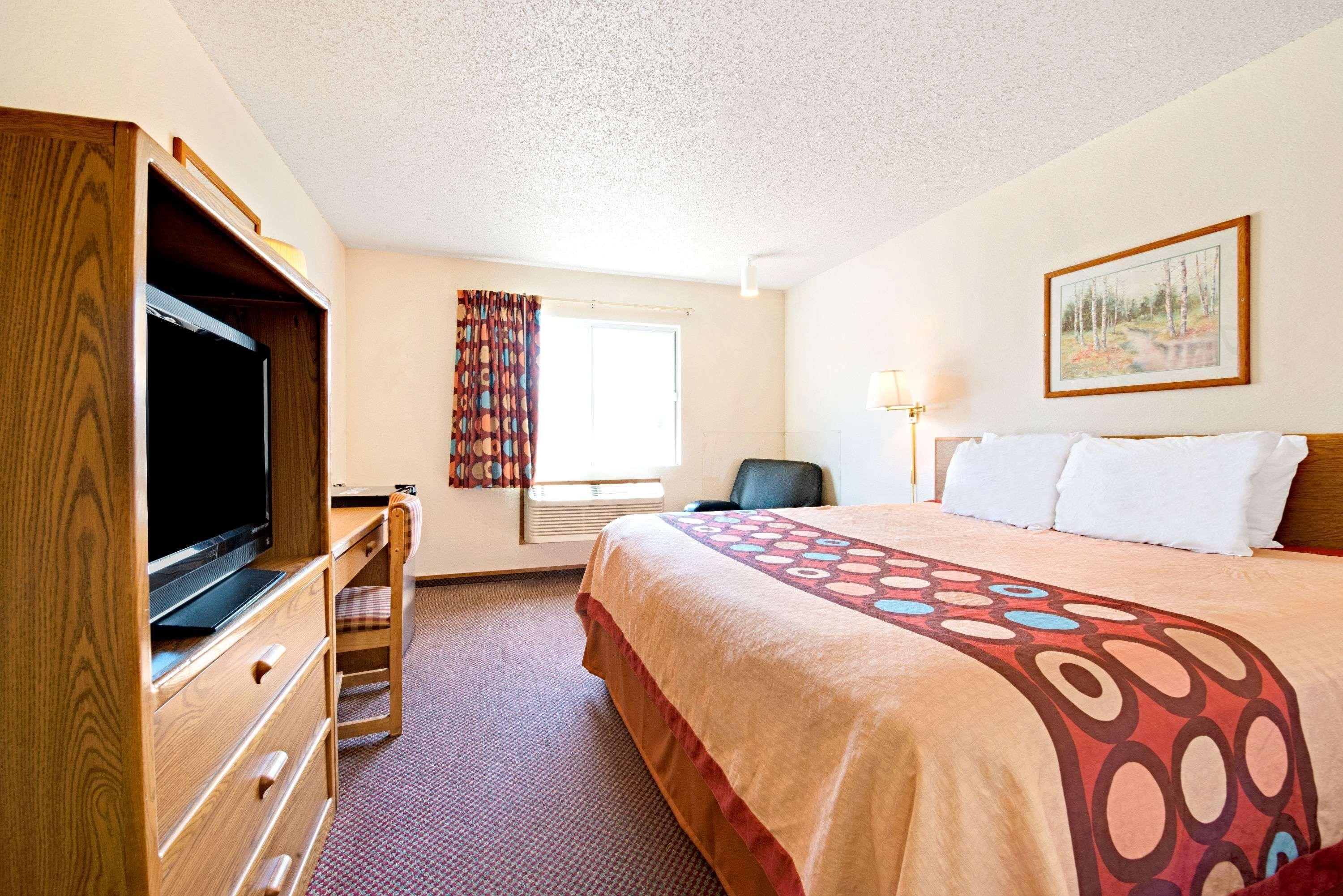 Super 8 By Wyndham Plano/Dallas Area Exterior photo